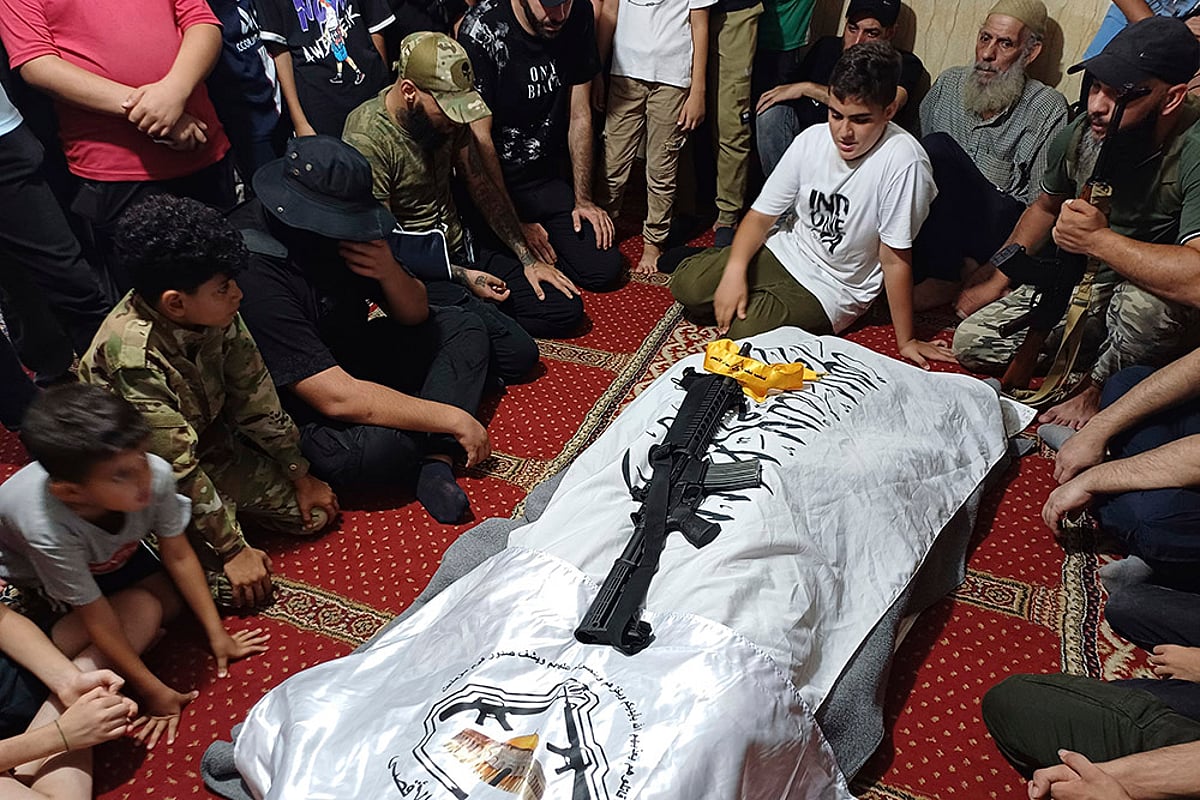 Israeli drone strike: Funeral procession at the Palestinian refugee camp in Lebanon_1
